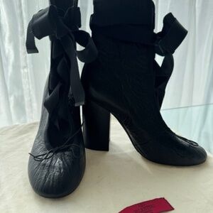 VALENTINO Boots 'NEW' - Ballerina Black Lace-Up - EU 37